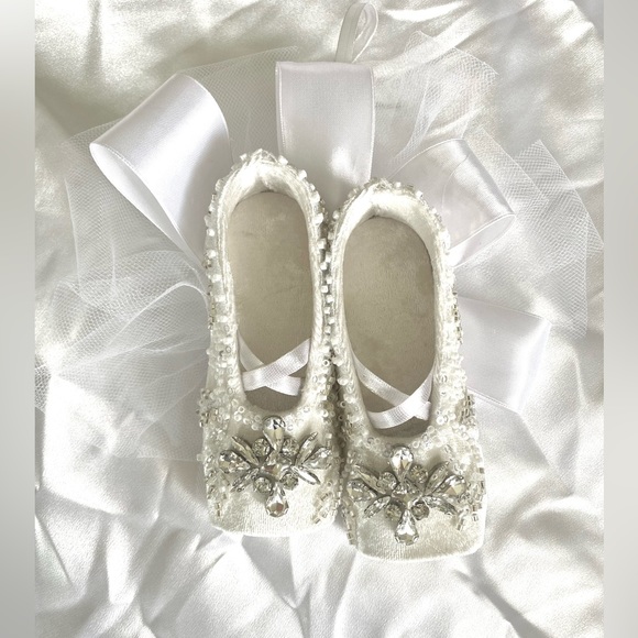 Handmade decorative velvet pointe shoes. Ballet shoes. Velvet Ballets. Pointe. - Picture 3 of 5